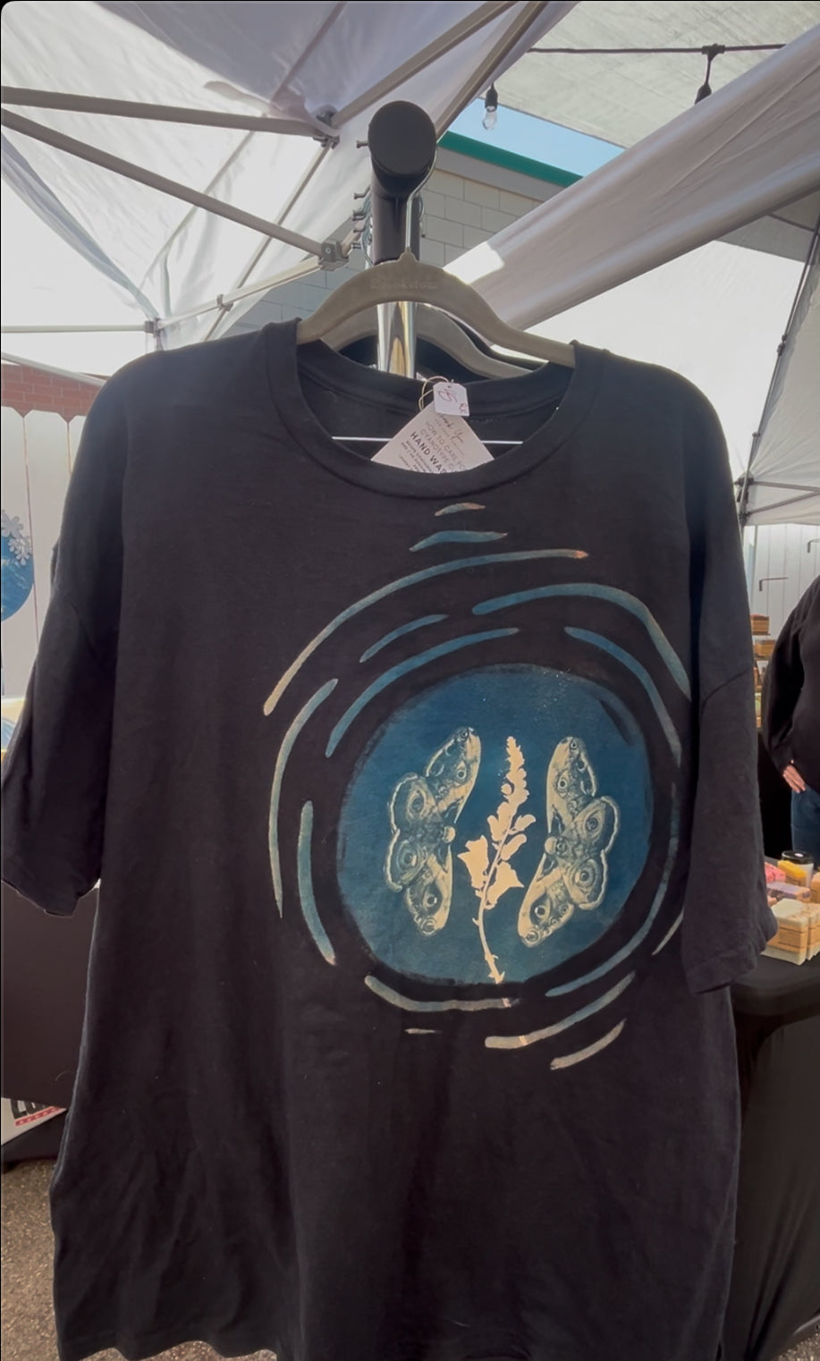 Moths with flower 2xL