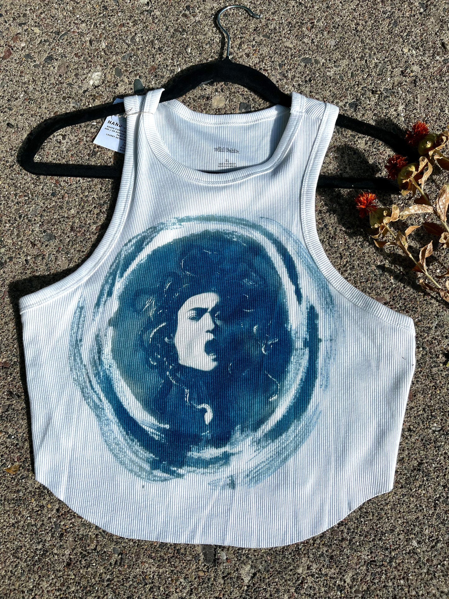 Medusa crop tank 