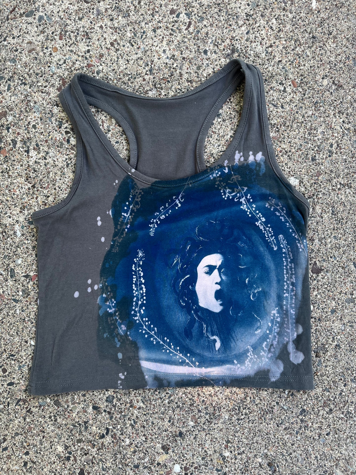 A Medusa Tank top ￼